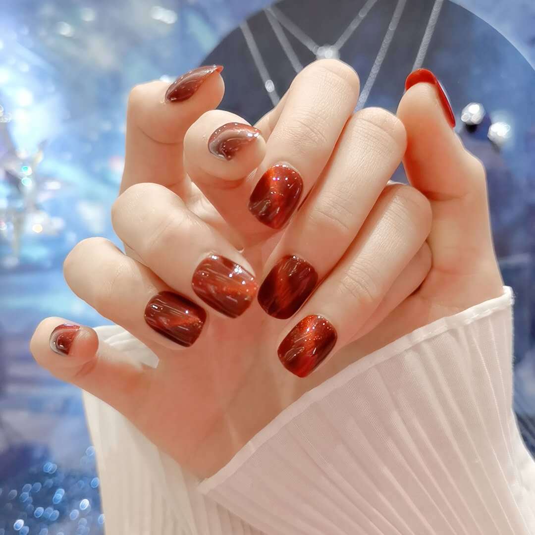 Press-On Nail Set Wine Cat Eye Pre-Glued Multiple Sizes