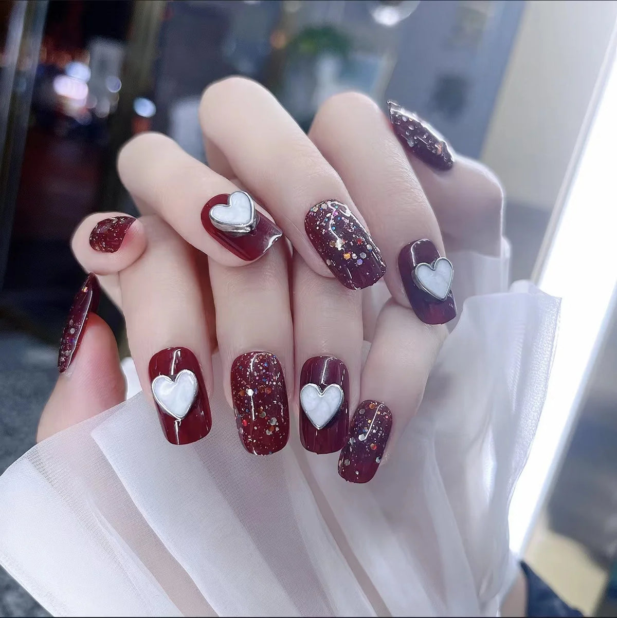 Press-On Nail Set Wine Heart Glitter Peel And Stick