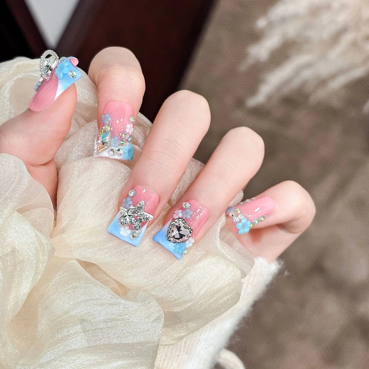 Press-On Nail Tips 3D Embellished Acrylic Easy Application