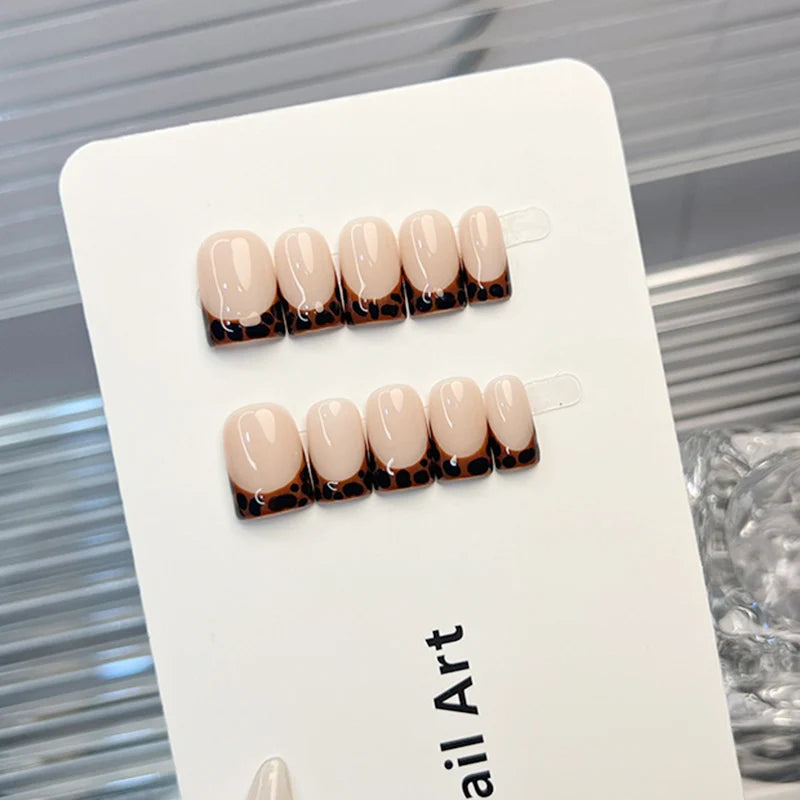 Press-On Nail Tips Artistic Designs Easy Application & Reusable