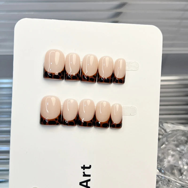 Press-On Nail Tips Artistic Designs Easy Application & Reusable