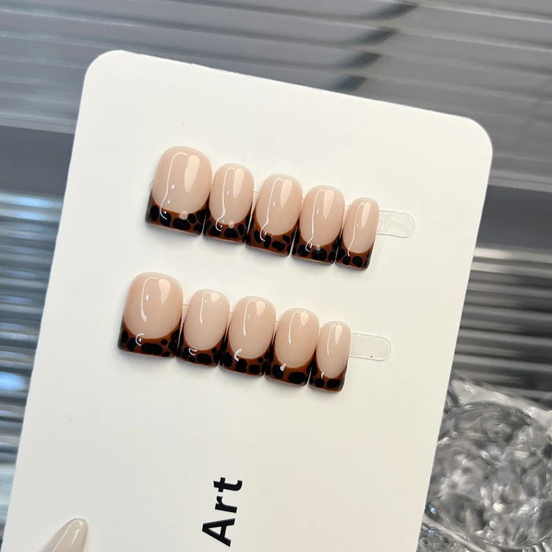 Press-On Nail Tips Artistic Designs Easy Application & Reusable