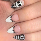Press-On Nail Tips Artistic Designs Reusable & Snug Fit