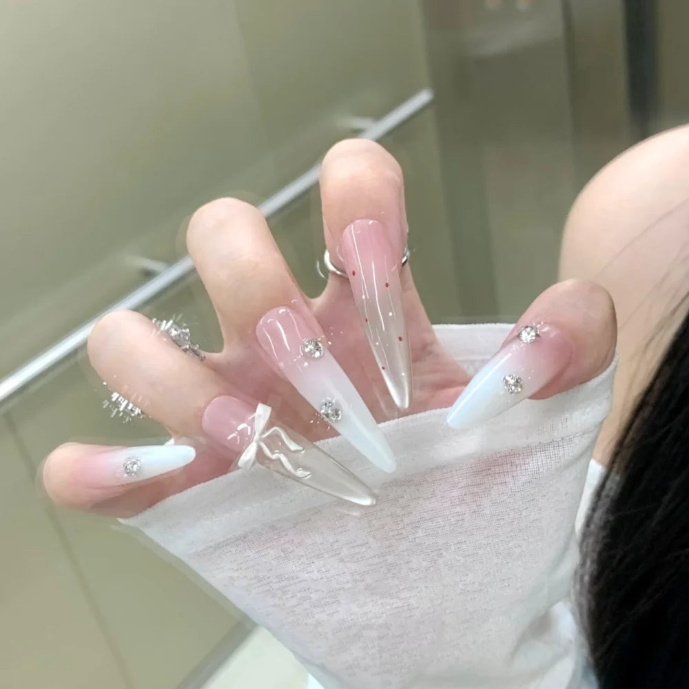 Press-On Nail Tips Floral Design Durable & Easy Application