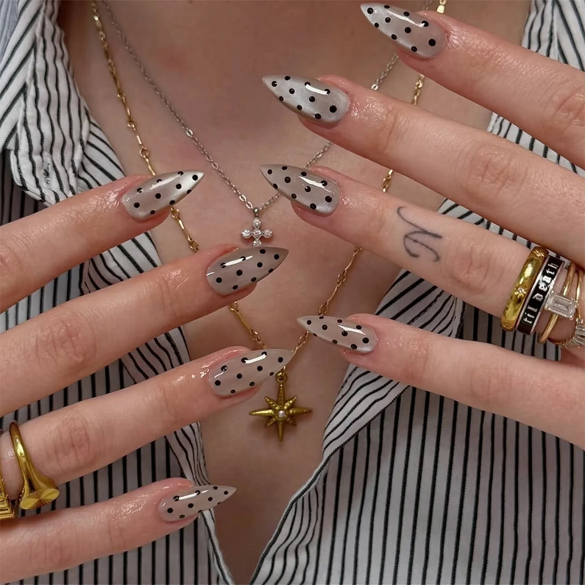 Press-On Nail Tips Pointed Self-Adhesive & Reusable