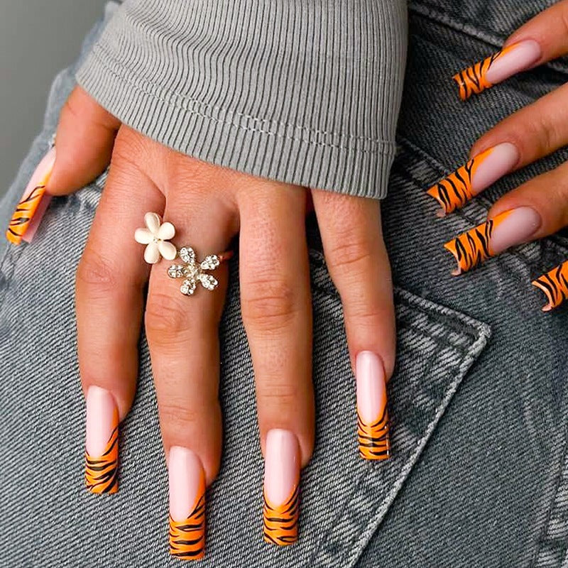 Press-On Nail Tips Tiger Stripe Waterproof Set of 24