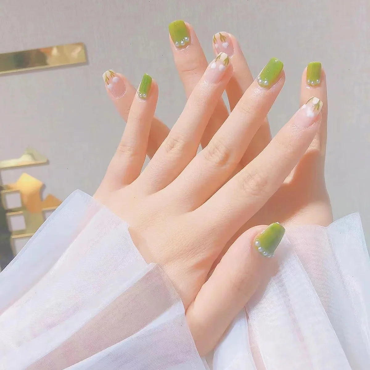 Press-On Nails Acrylic Floral Design Easy Apply