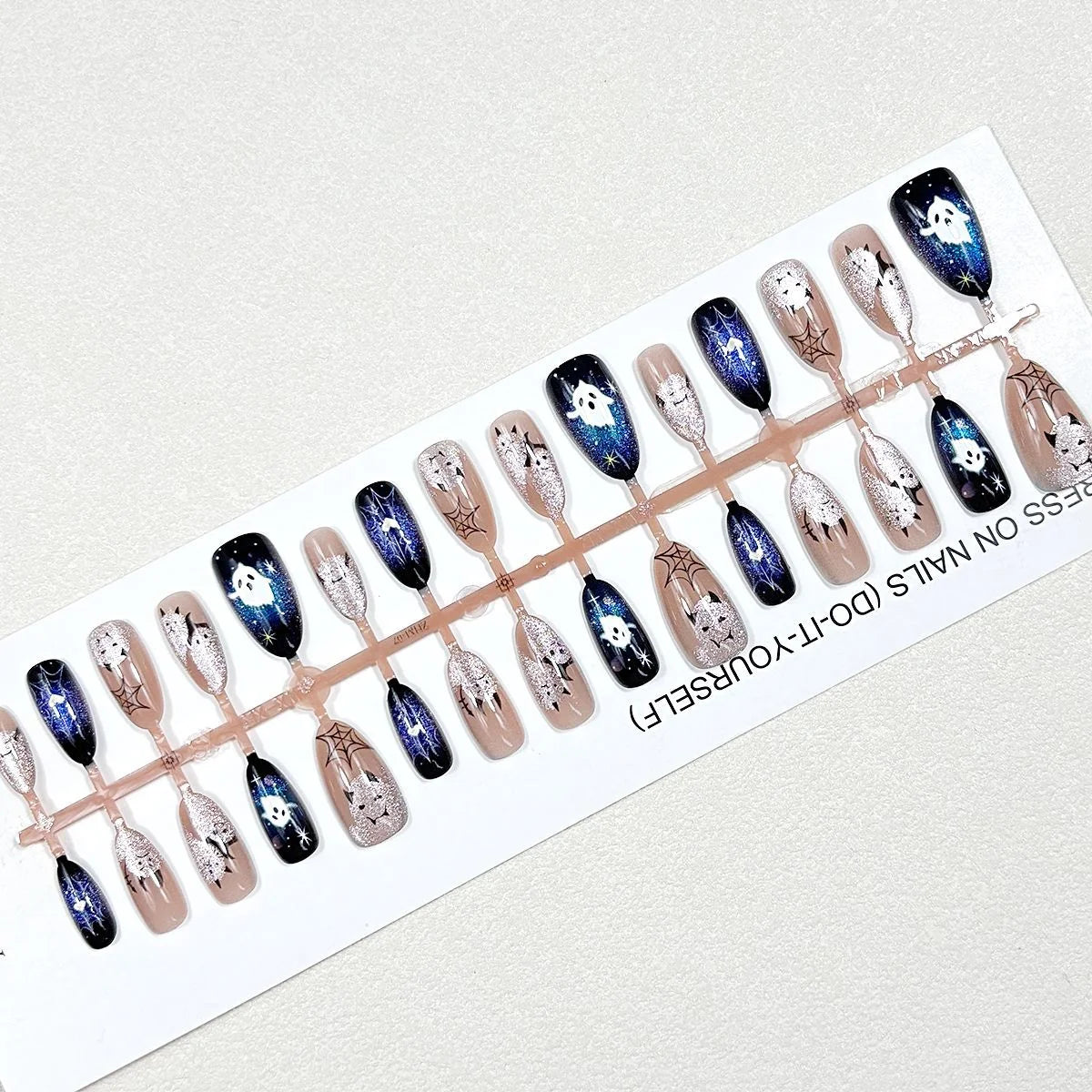 Press-On Nails Artful Patterned Peel-And-Stick Kit