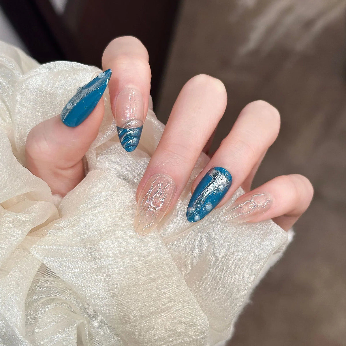 Press-On Nails Artistic Metallic Peacock Blue