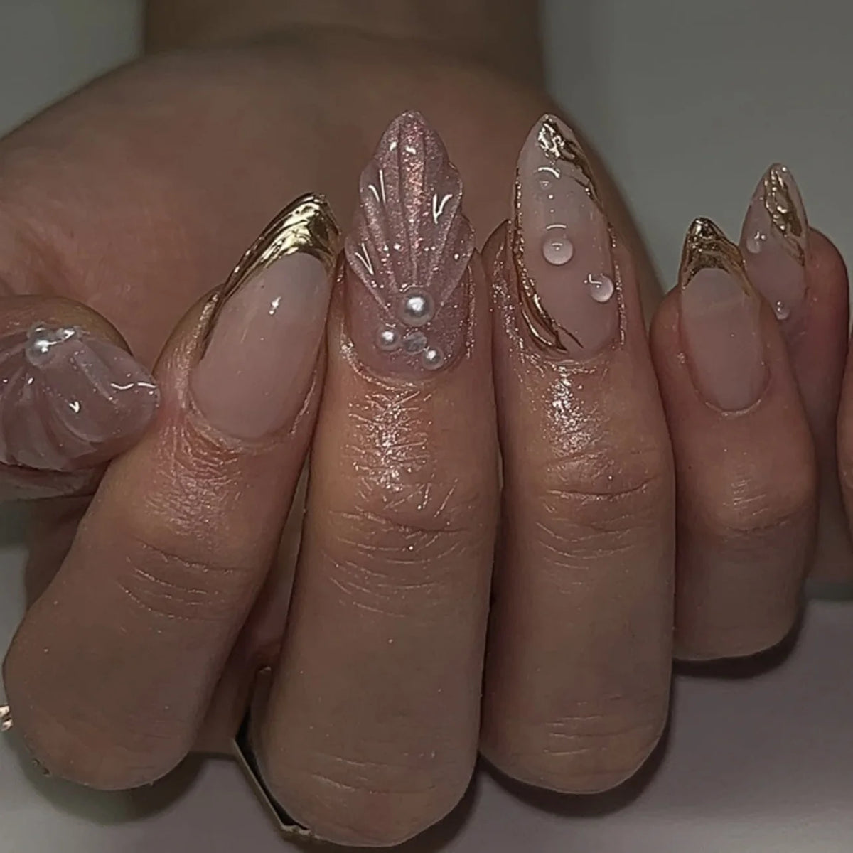Press-On Nails Artistic Relief Design Easy Application