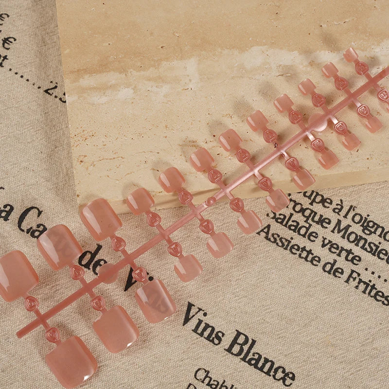 Press-On Nails Elegant Designs & Comfort Fit