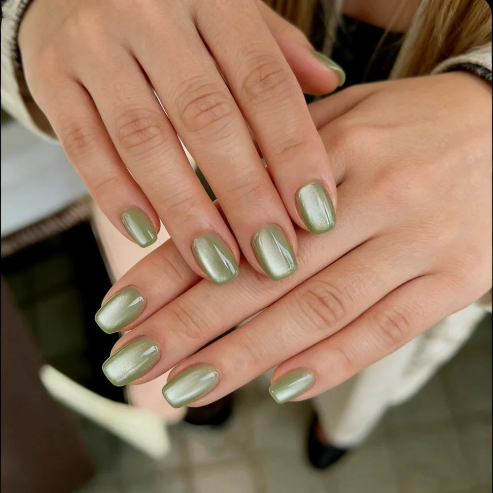 Press-On Nails Festive Designs Buffing Strips & Gel Polish