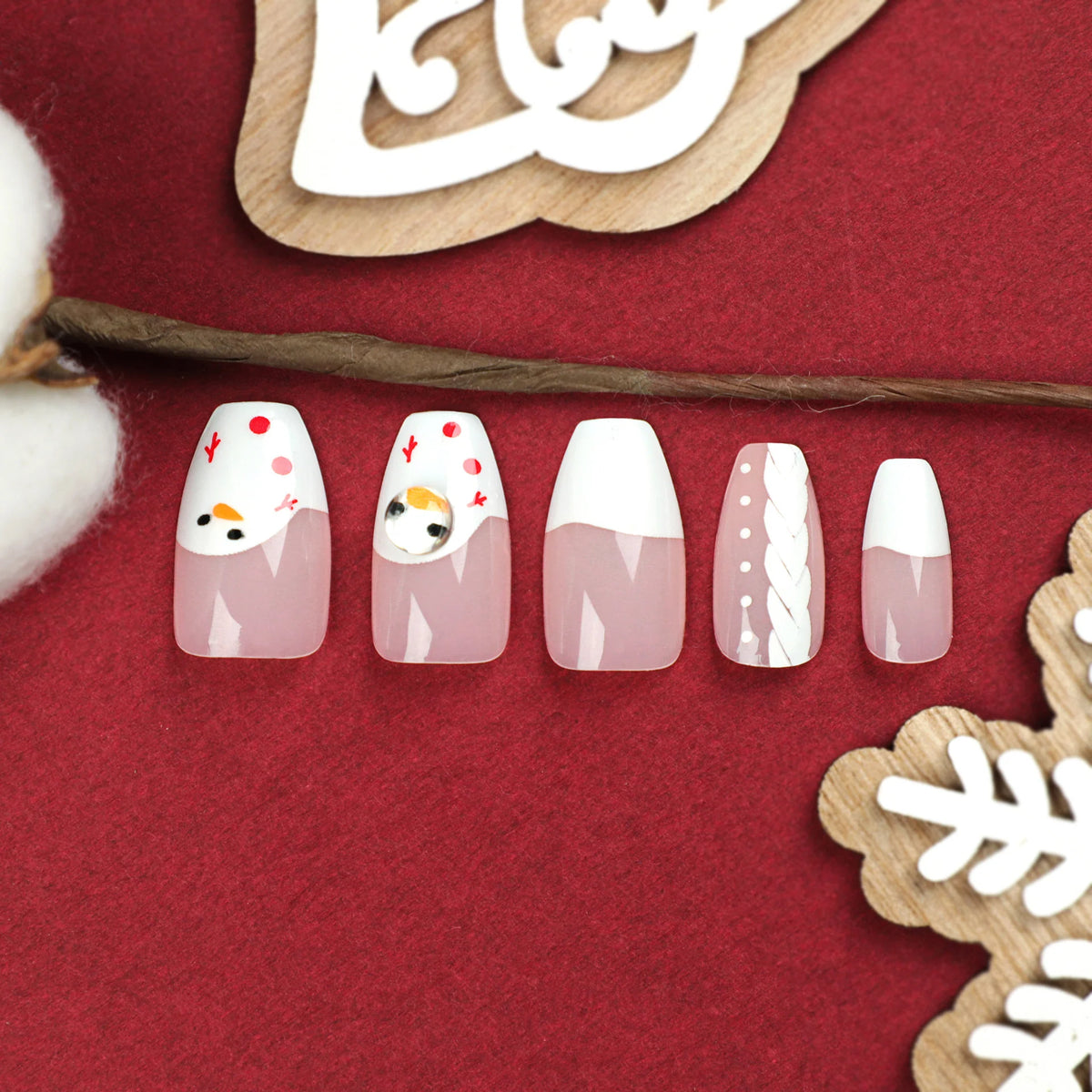 Press-On Nails Festive Winter Design Easy-Apply Adhesive