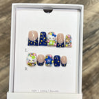Press-On Nails Floral Accent Reusable Long-Lasting Hold