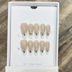 Press-On Nails Floral Accent Reusable Long-Lasting Hold