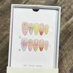 Press-On Nails Floral Accent Reusable Long-Lasting Hold