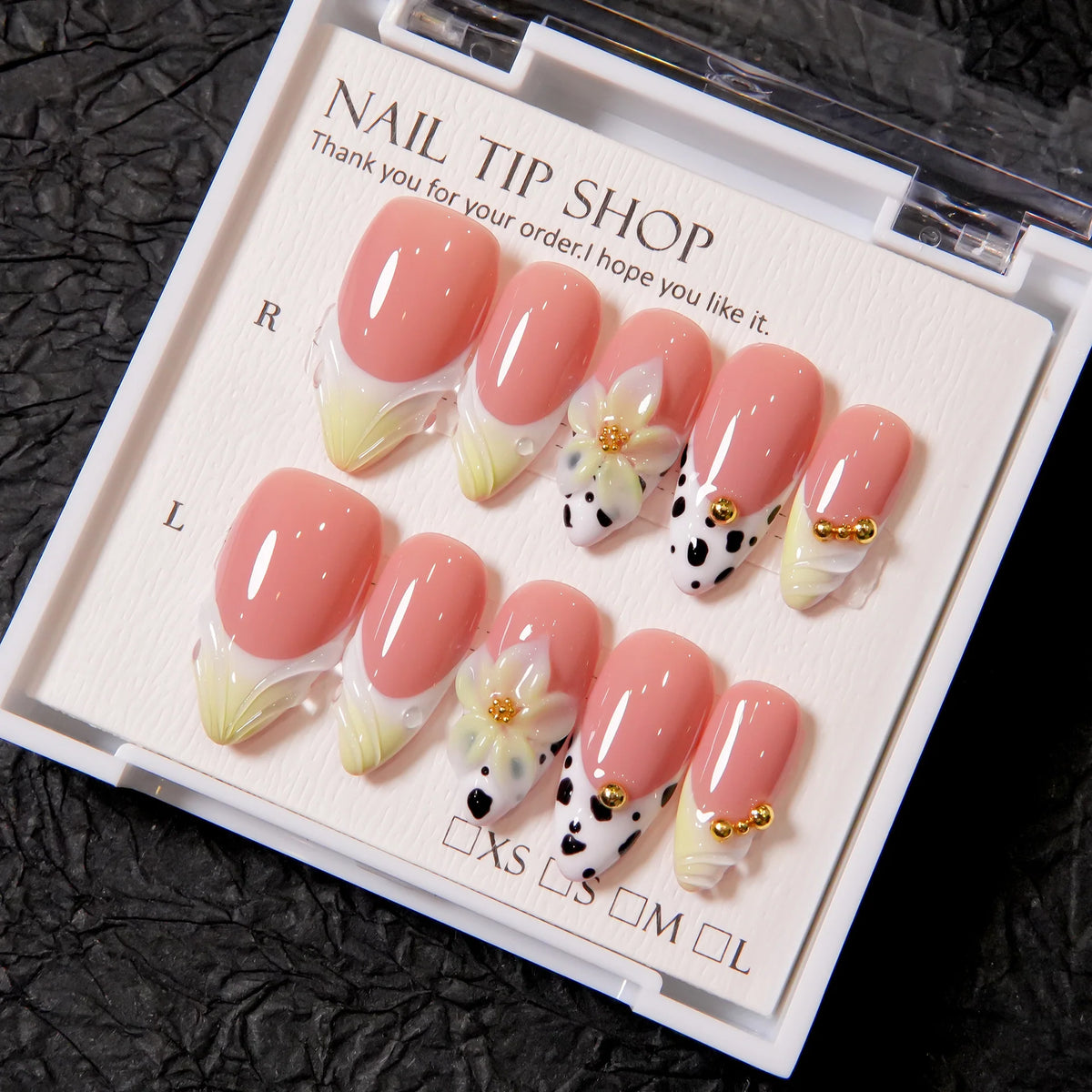 Press-On Nails Floral Accent Reusable Multiple Sizes