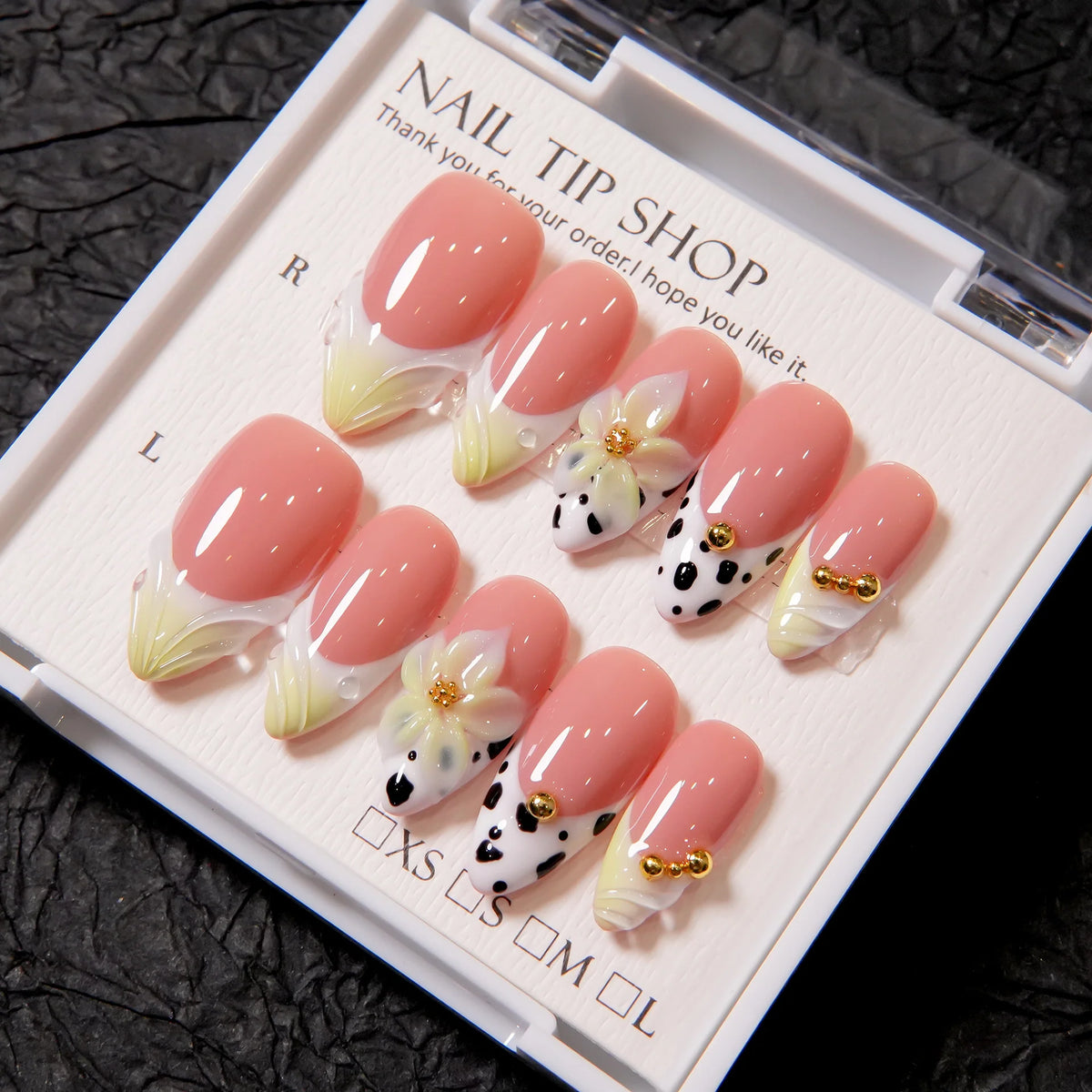 Press-On Nails Floral Accent Reusable Multiple Sizes