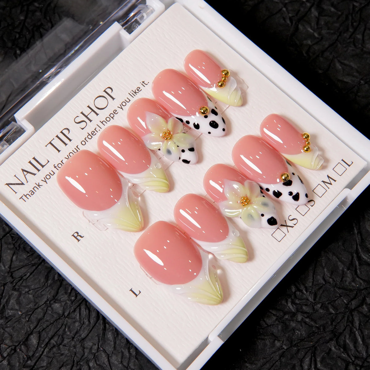 Press-On Nails Floral Accent Reusable Multiple Sizes