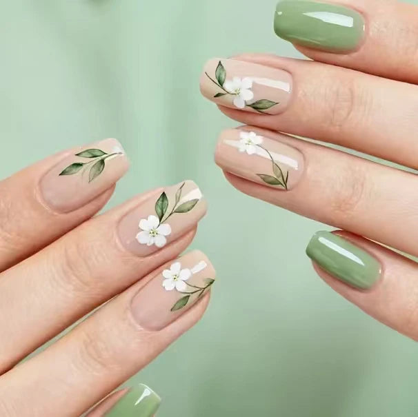 Press-On Nails Floral Design 24-Piece Easy Application