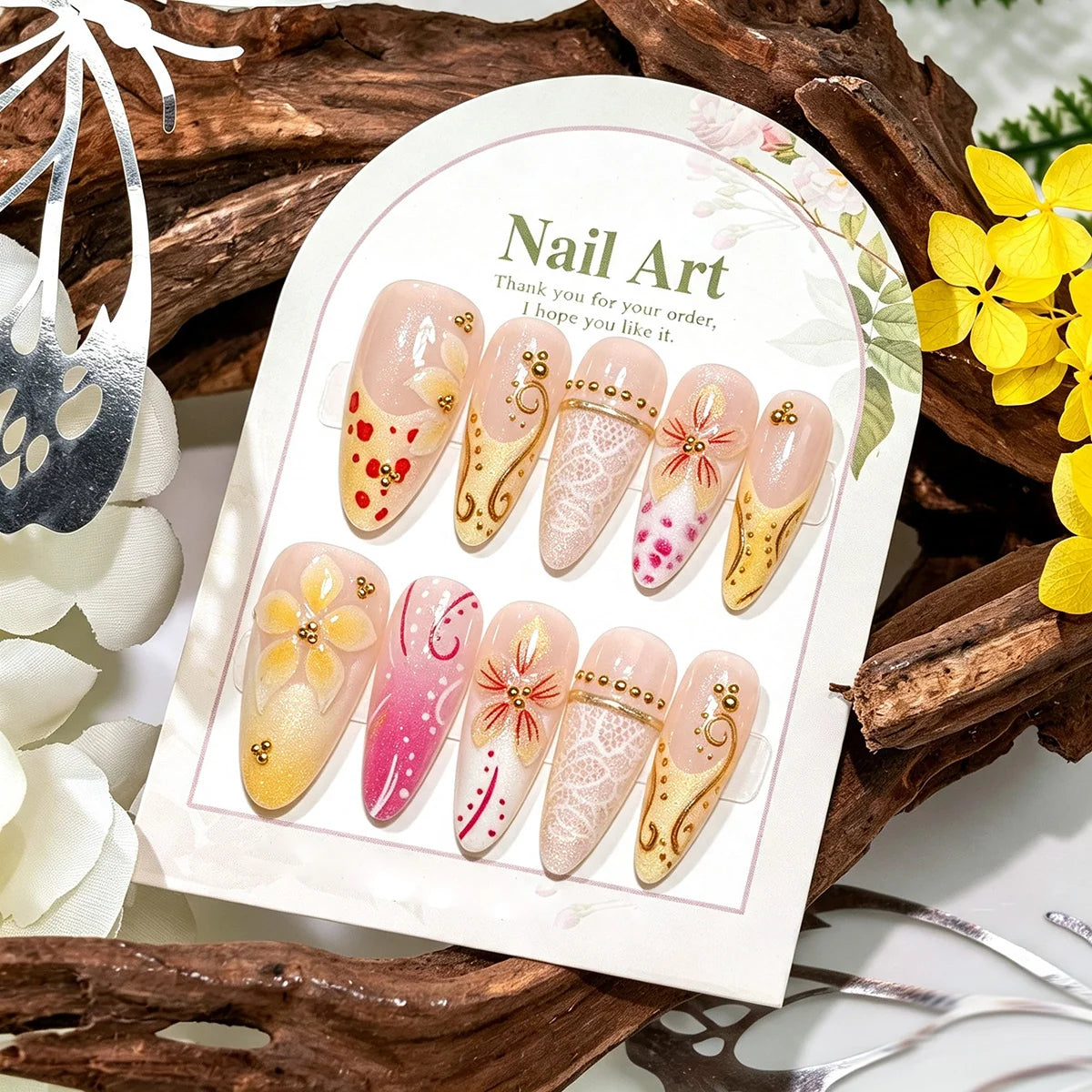 Press-On Nails Floral Design 30-Piece