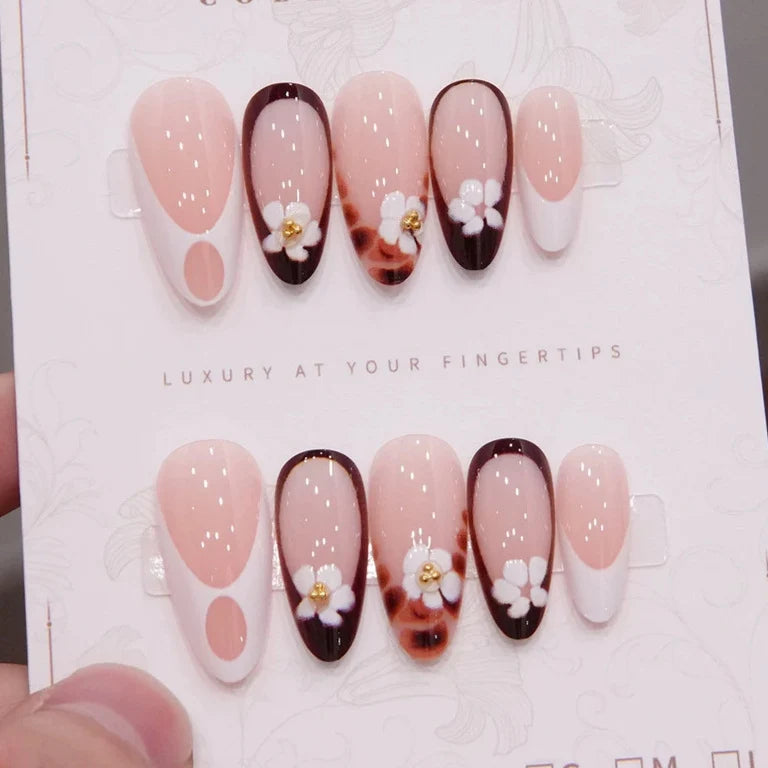 Press-On Nails Floral Design Comfortable Fit 24 Count