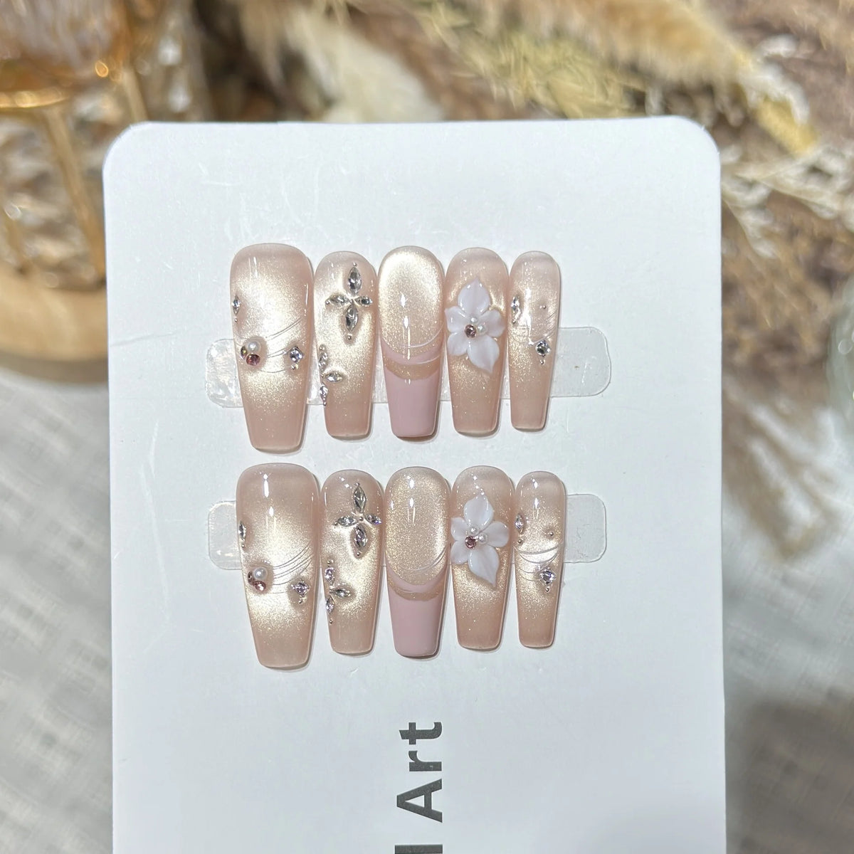 Press-On Nails Floral Design Easy Application & Long-Lasting Wear