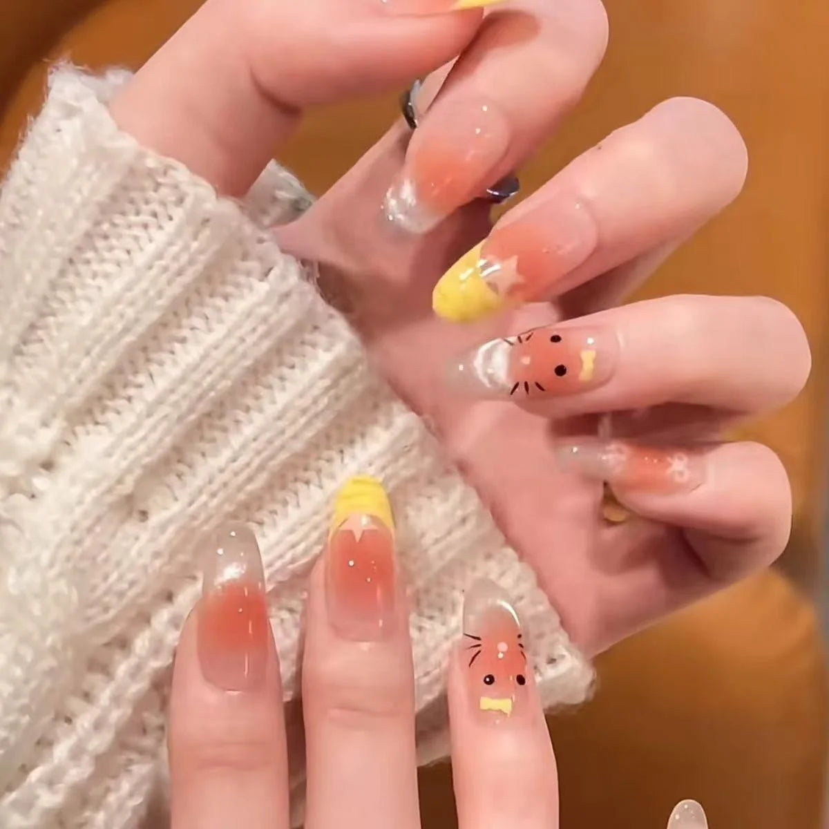Press-On Nails Floral Design Full-Cover Multiple Sizes