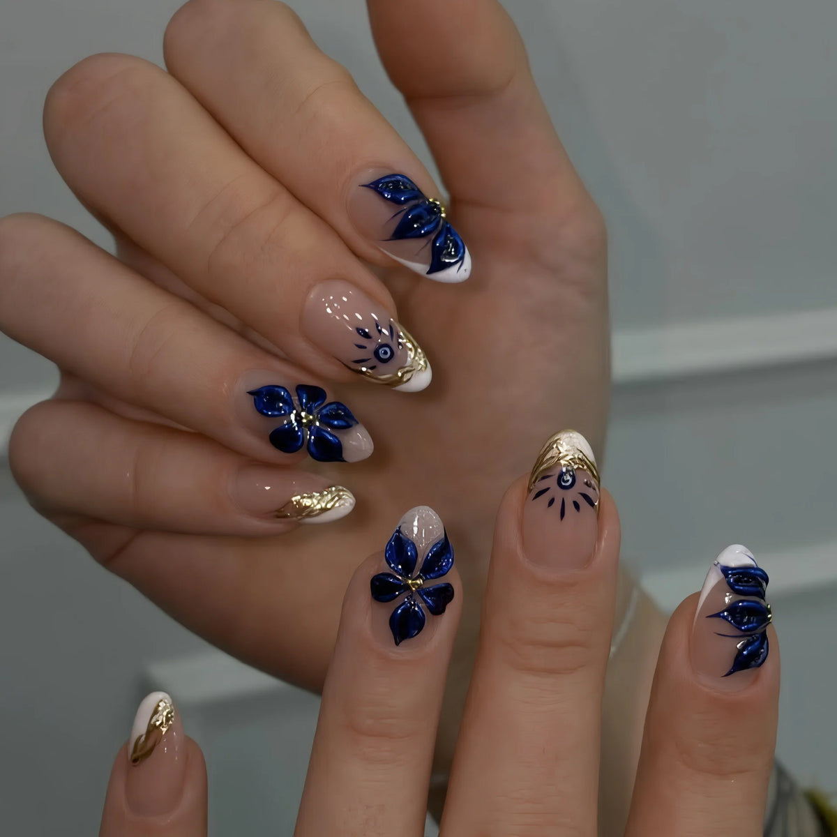 Press-On Nails Floral Design Glossy Finish Peel-And-Stick