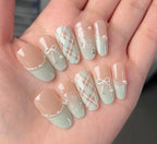 Press-On Nails Floral Design Glue-Free Instant Manicure