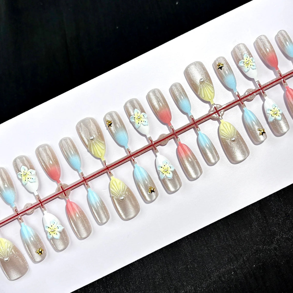 Press-On Nails Floral Design Long-Lasting Multiple Sizes