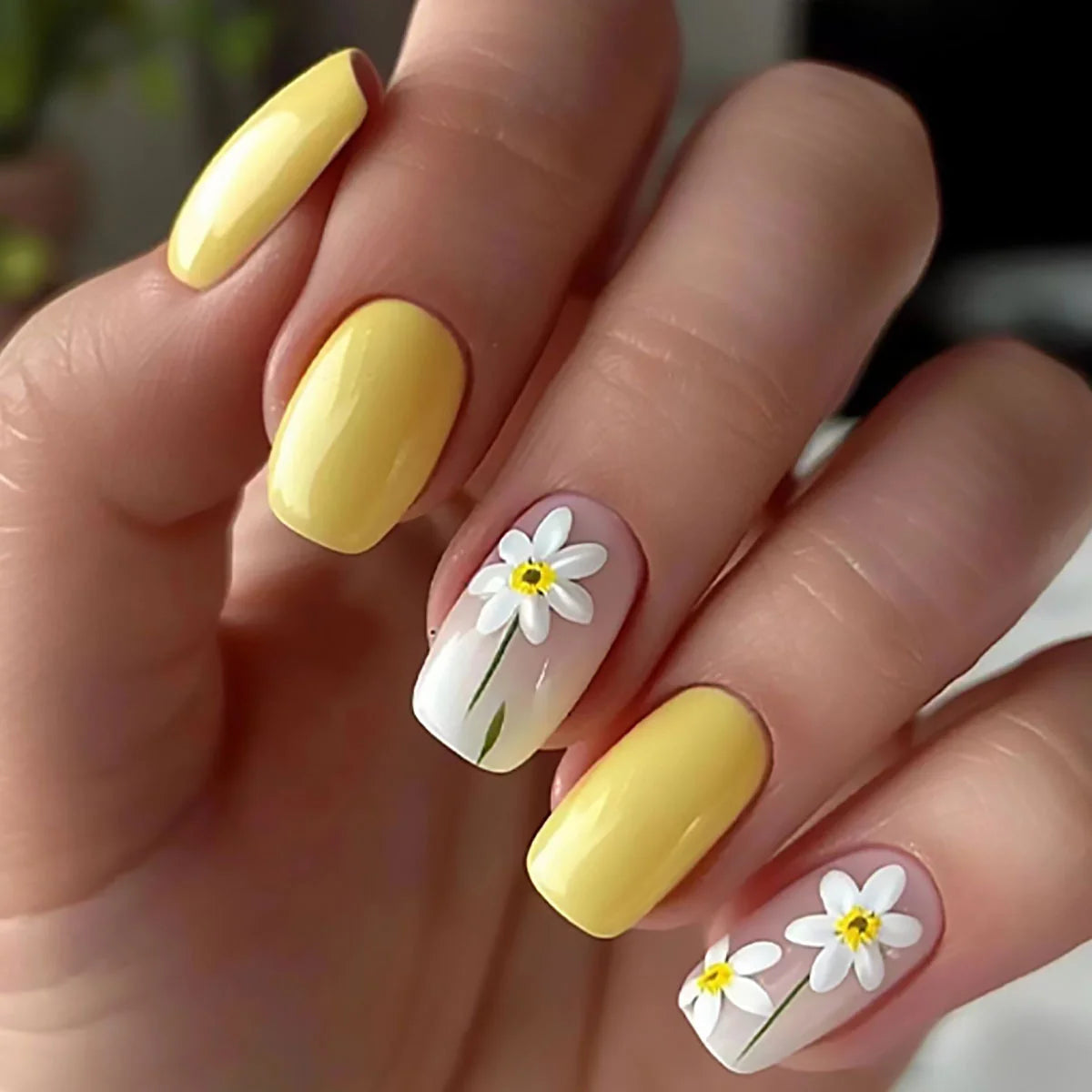 Press-On Nails Floral Design Peel & Stick Glossy Finish