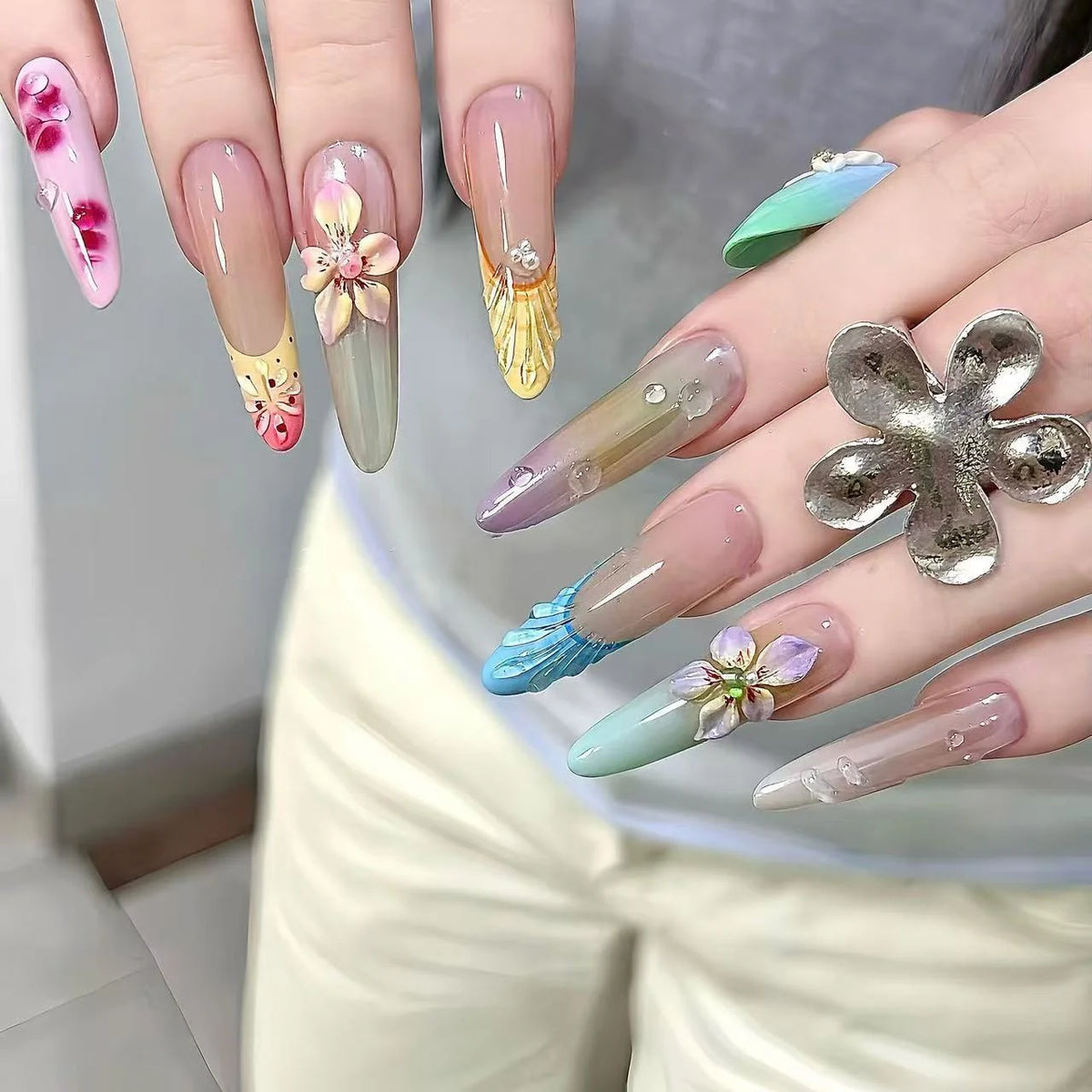 Press-On Nails Floral Design Reusable & Easy Application