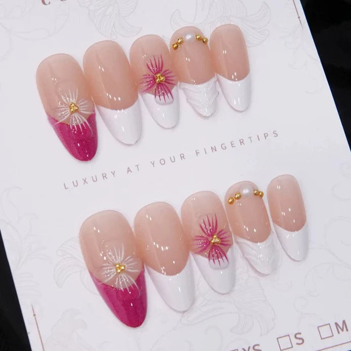 Press-On Nails Floral Design Set of 24 Easy Application