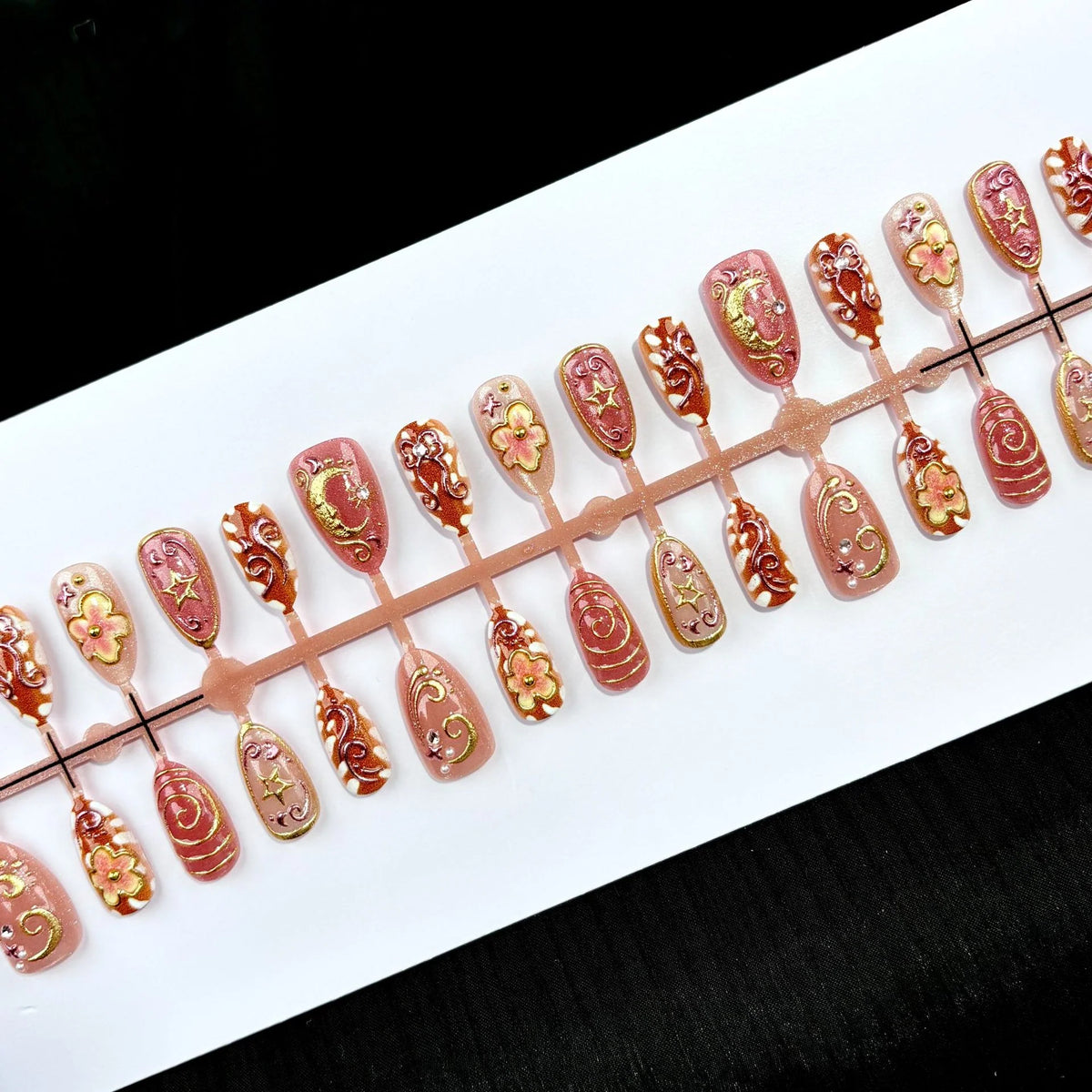 Press-On Nails Floral-Embellished Reusable & Comfortable Fit