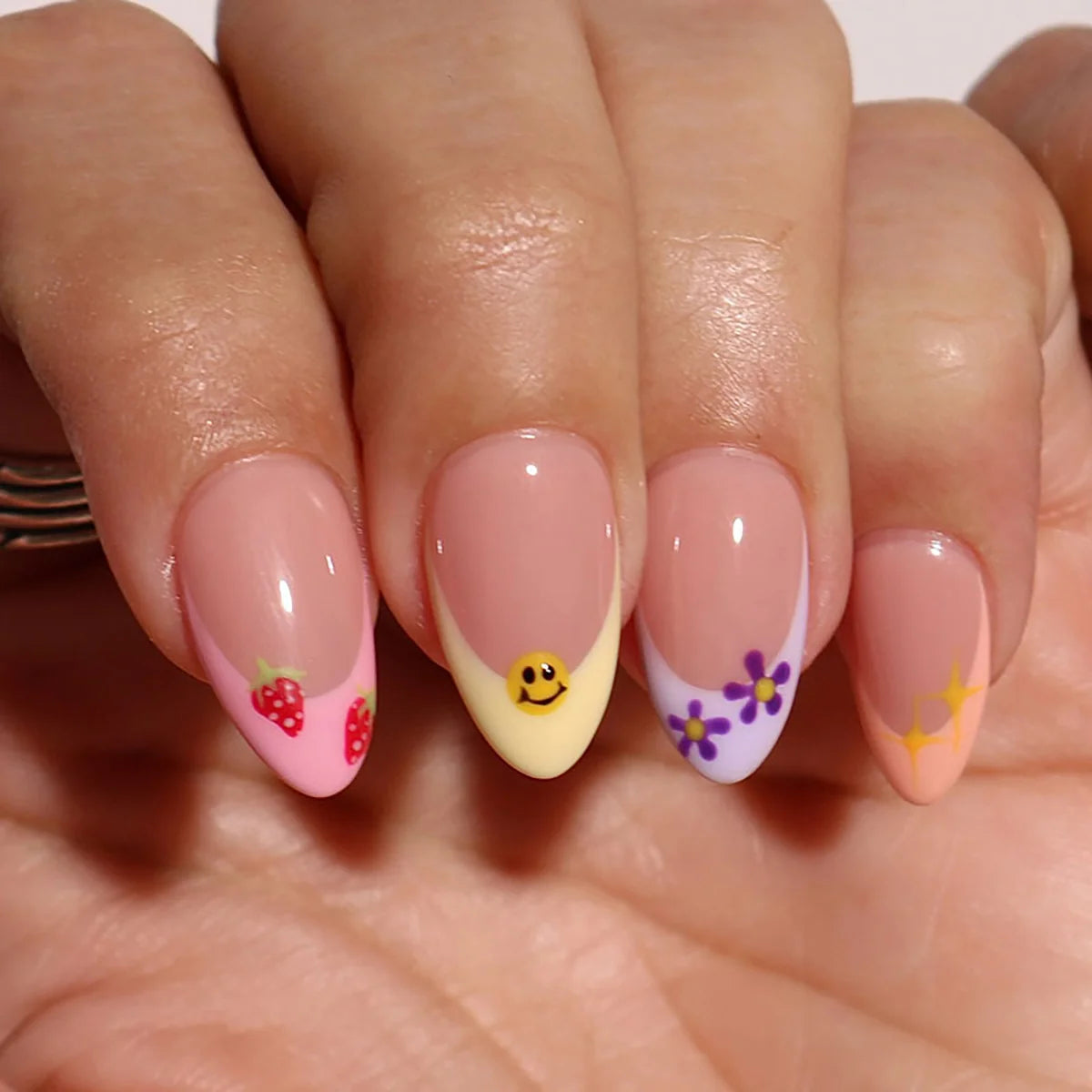 Press-On Nails Floral French Design Reusable & Chip-Resistant