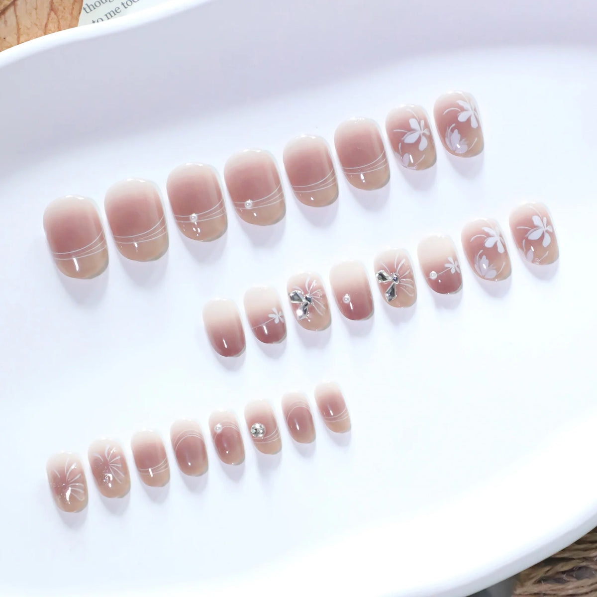Press-On Nails Floral Glitter Long-Lasting Shine