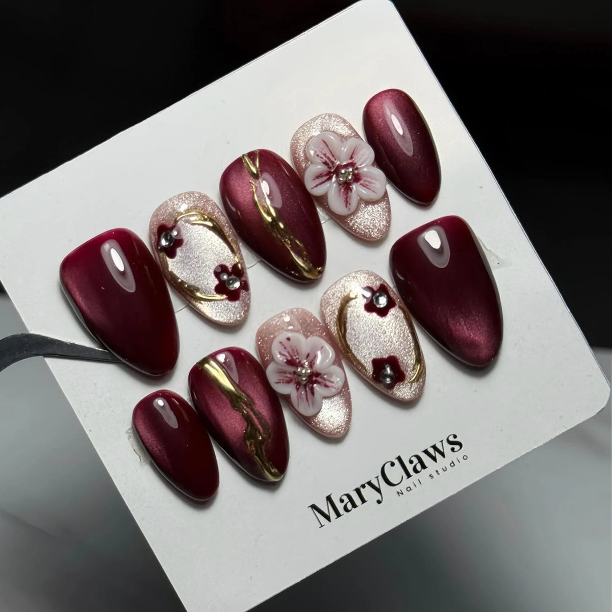 Press-On Nails Floral Peel-And-Stick Reusable