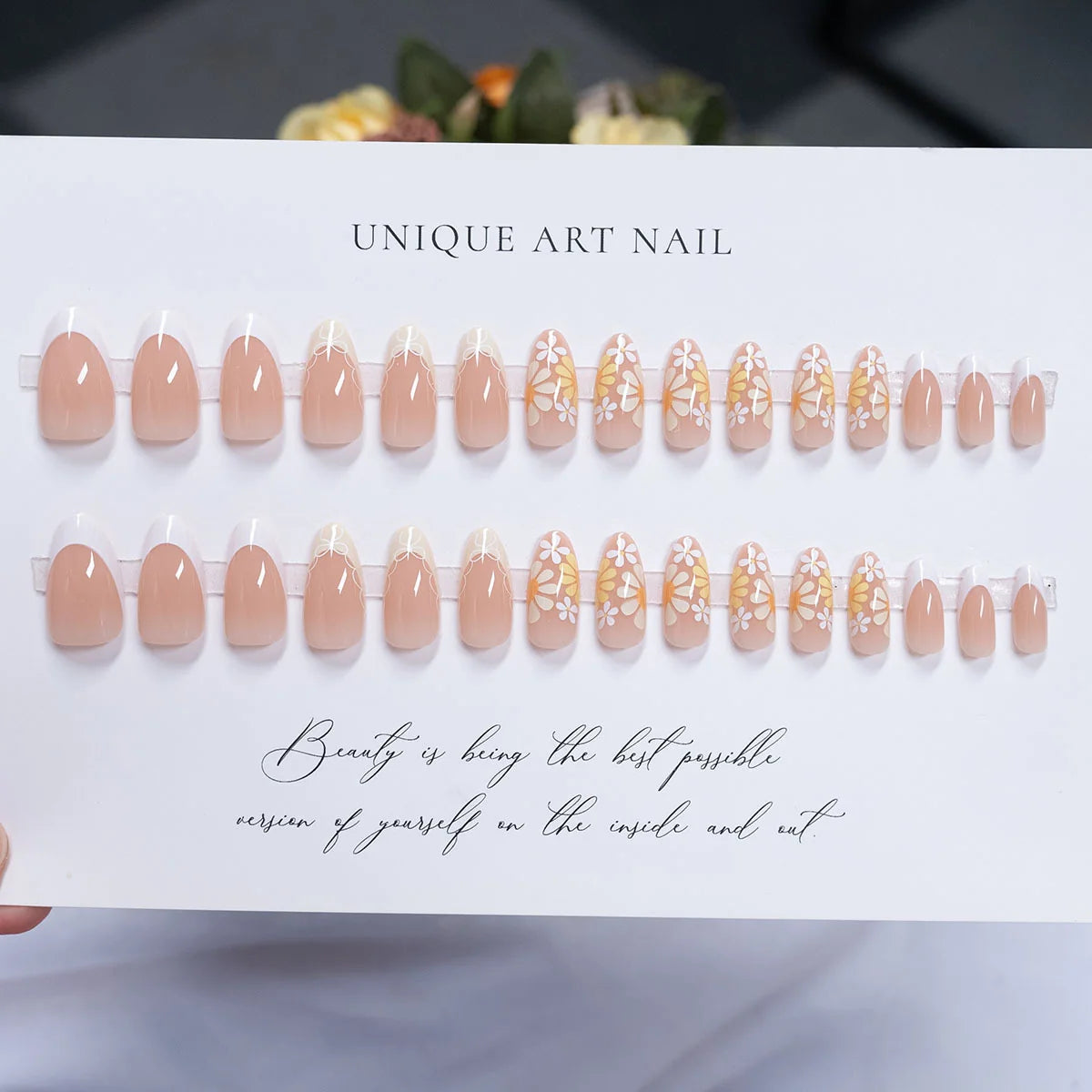 Press-On Nails Floral Short Almond Peel & Press
