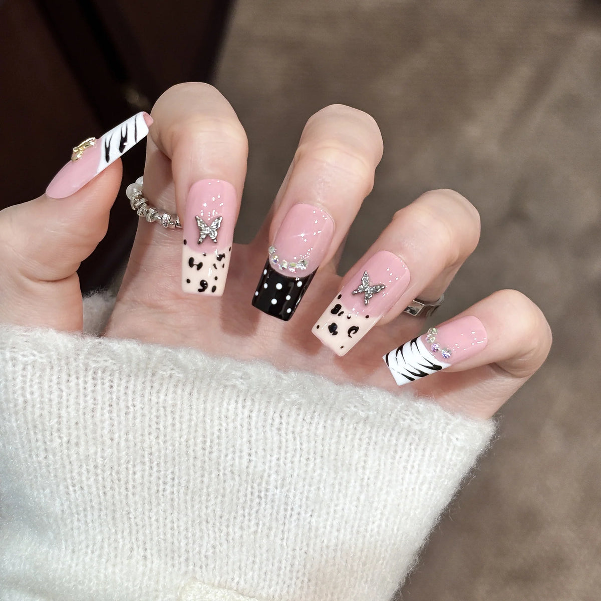 Press-On Nails Gem-Accented Peel & Stick
