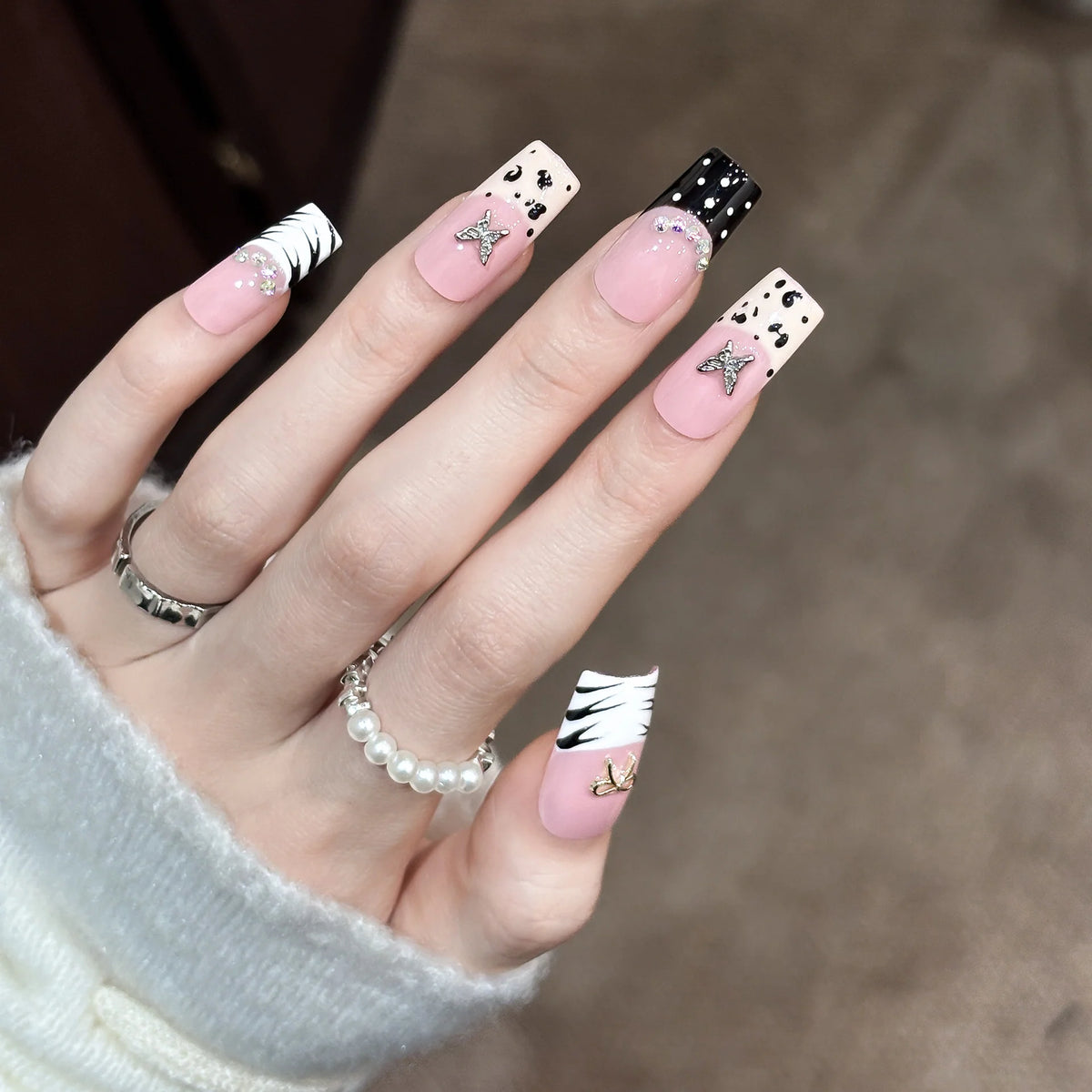 Press-On Nails Gem-Accented Peel & Stick