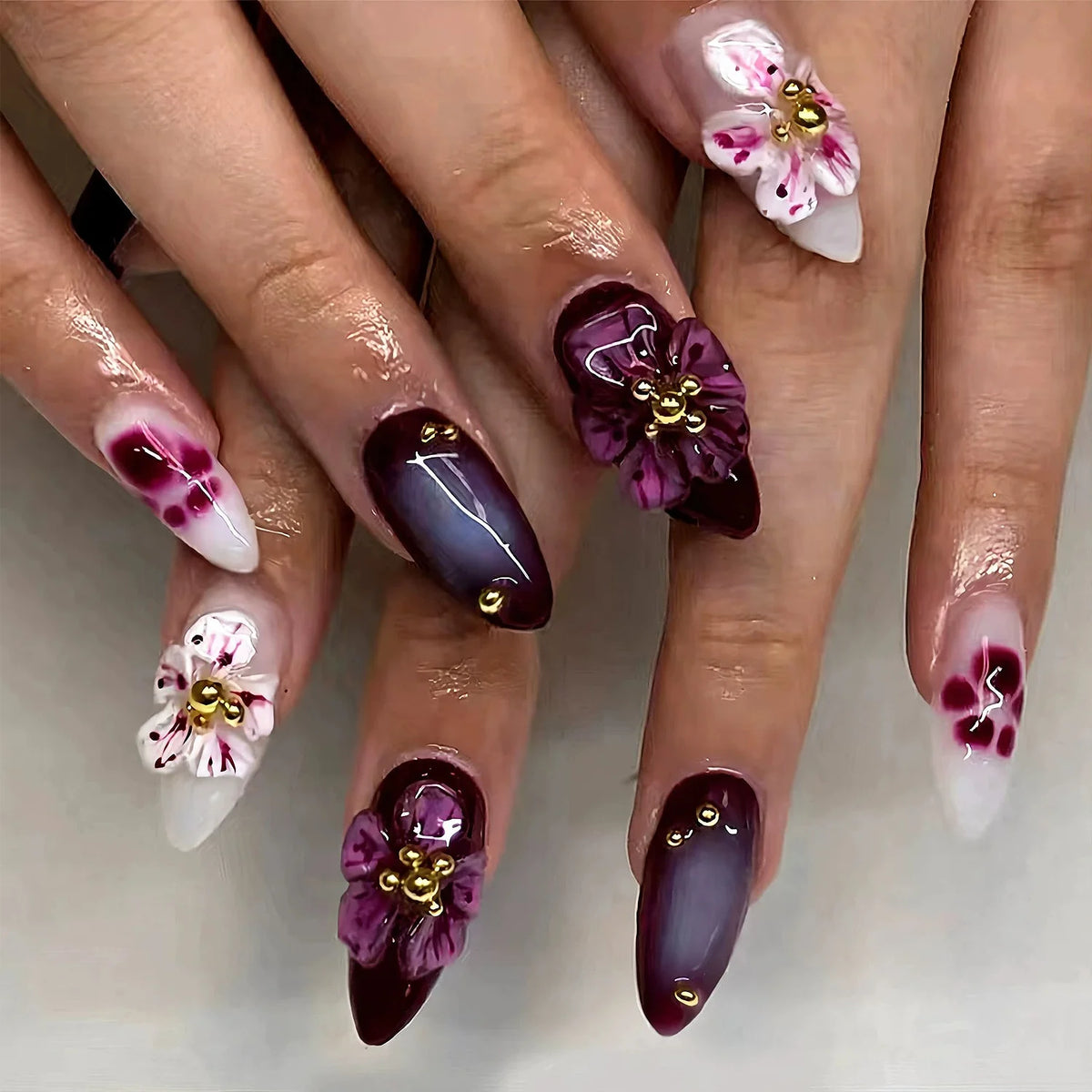 Press-On Nails Gothic Floral Peel-And-Stick Reusable