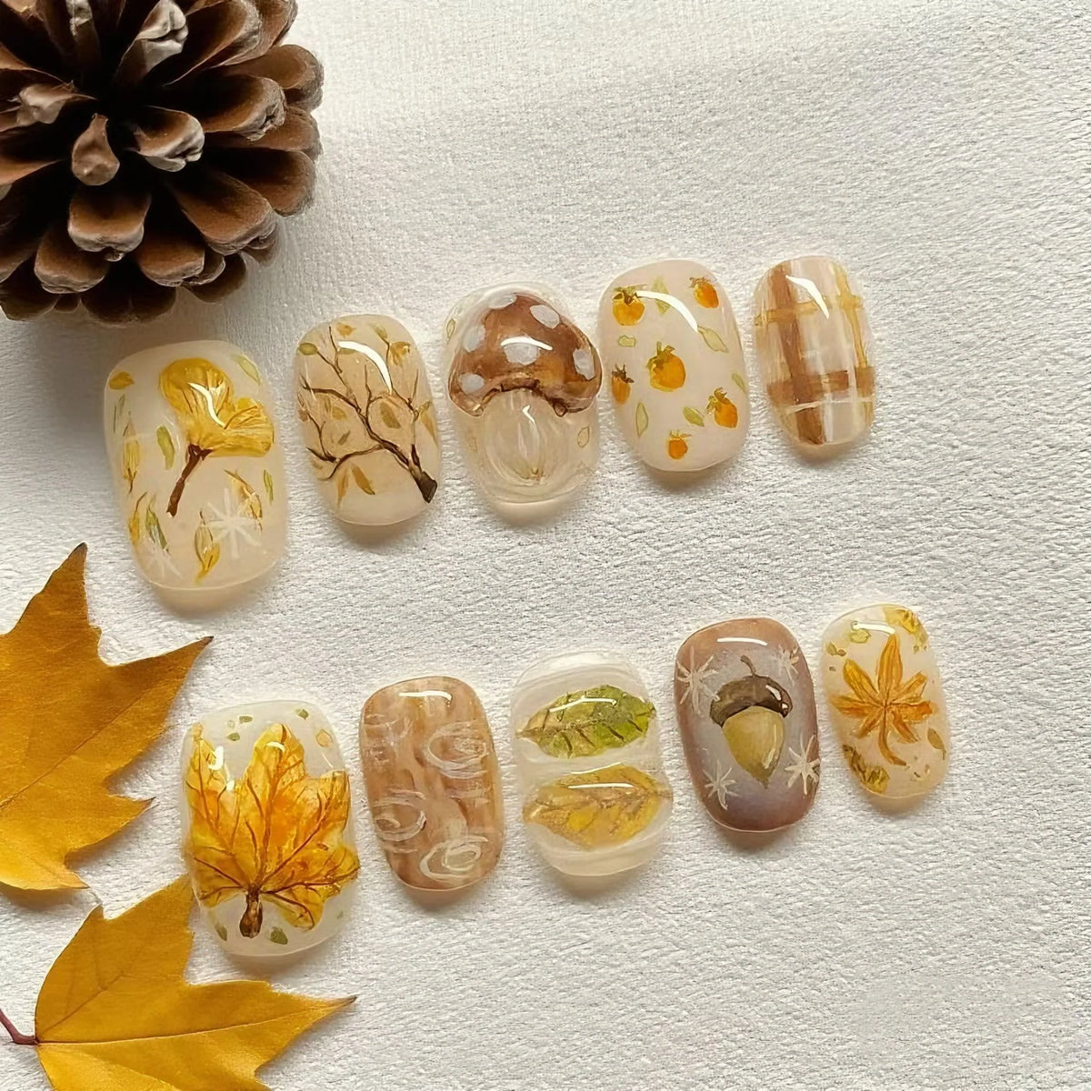 Press-On Nails Hand-Painted Leaf Design Set of 10