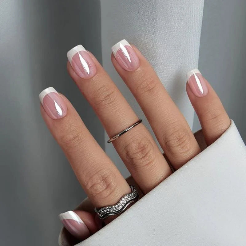 Press-On Nails Holiday Designs Gel Polish & Buffing Strips