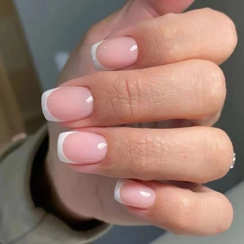 Press-On Nails Holiday Designs Gel Polish & Buffing Strips
