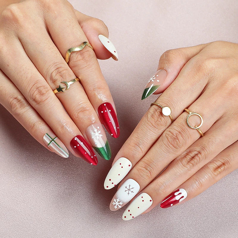 Press-On Nails Holiday Snowflake Comfort Fit & Easy Application