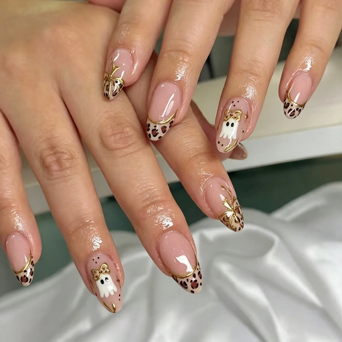 Press-On Nails Lavender French Tip & Glossy Chip-Resistant