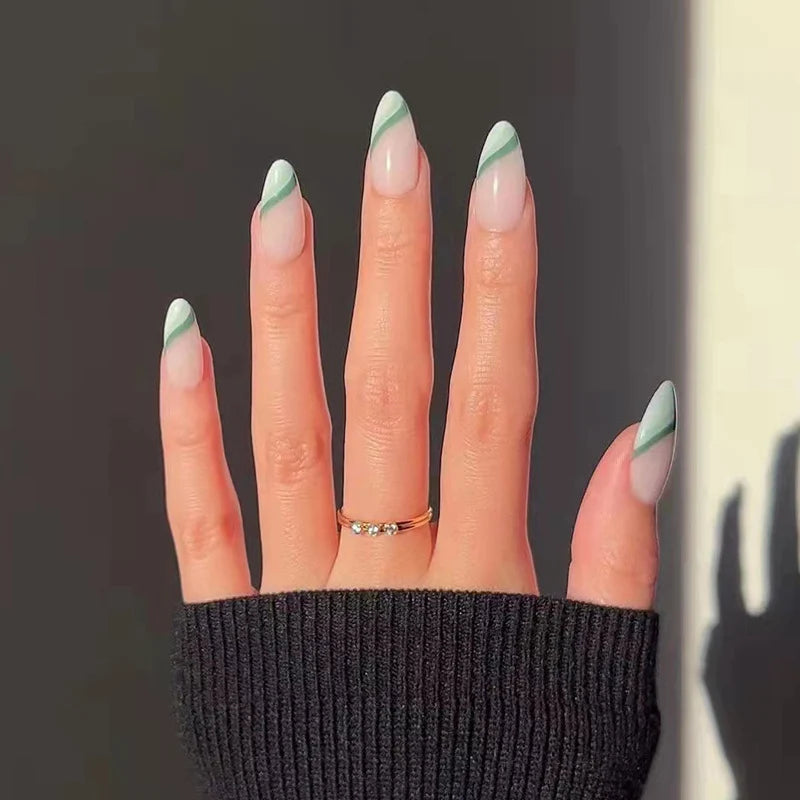 Press-On Nails Leaf Design Easy-Apply & Reusable