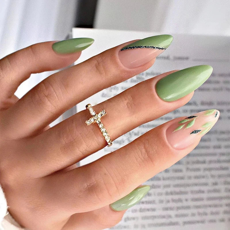 Press-On Nails Leaf Design Easy-Apply & Reusable