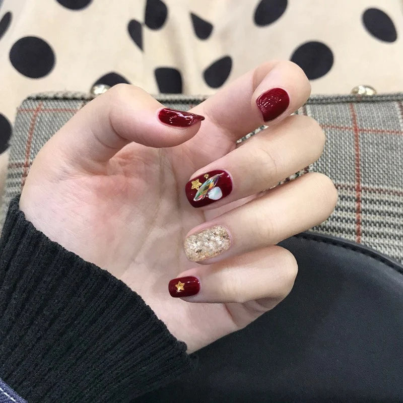 Press-On Nails Leaf Design Easy-Apply & Reusable